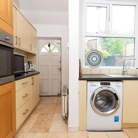 Lovely Private Rooms Near Mcr Centre แมนเชสเตอร์ ภายนอก รูปภาพ