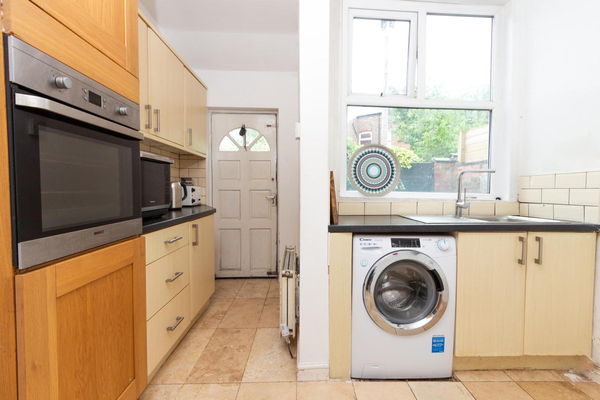 Lovely Private Rooms Near Mcr Centre แมนเชสเตอร์ ภายนอก รูปภาพ